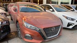 نيسان ألتيما